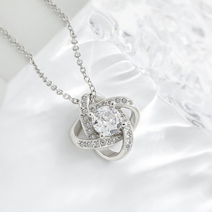 Heart Of Eternity Clavicle Chain Rotating Lucky Pendant Necklace With Card