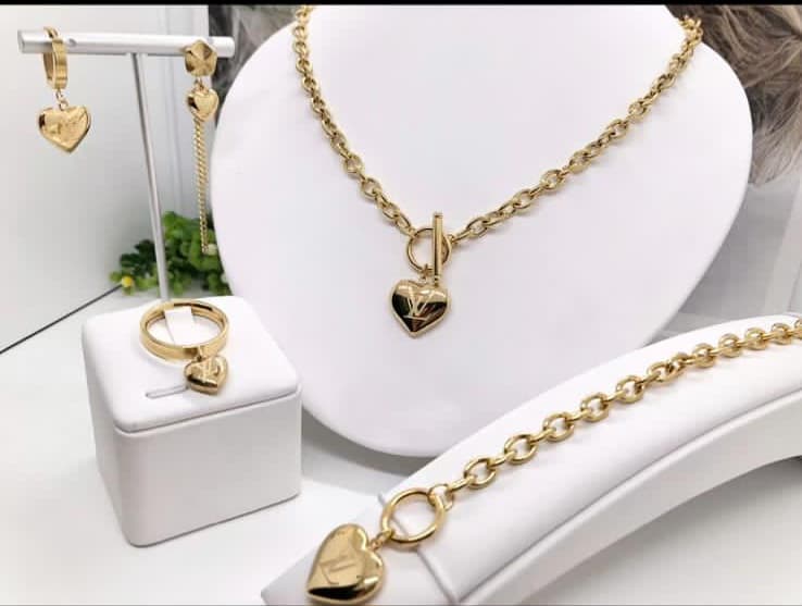 Heart Lock Pendant Jewellery Set