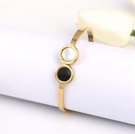 Rome Women's Stainless Steel Bangle